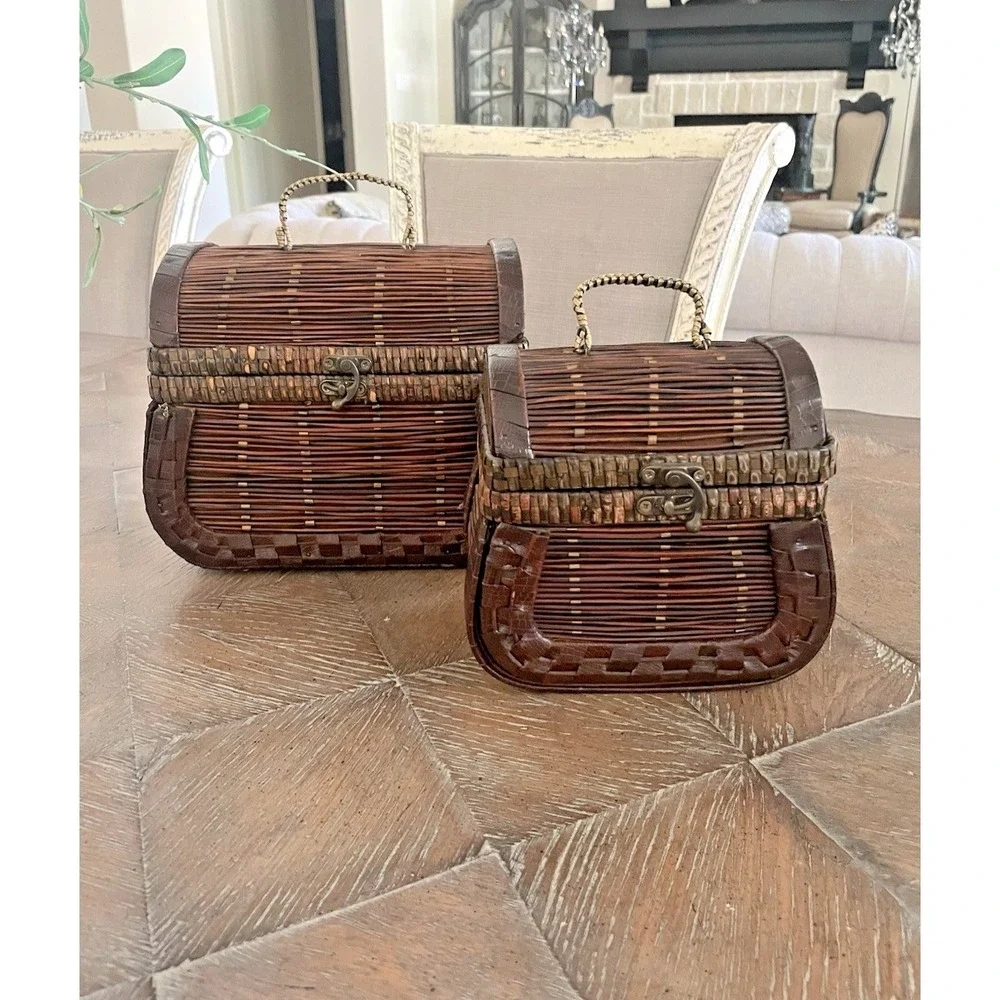 Vtg  Set of 2  Woven Rattan Faux Leather Basket Nesting Boxes w/ Latches Handles